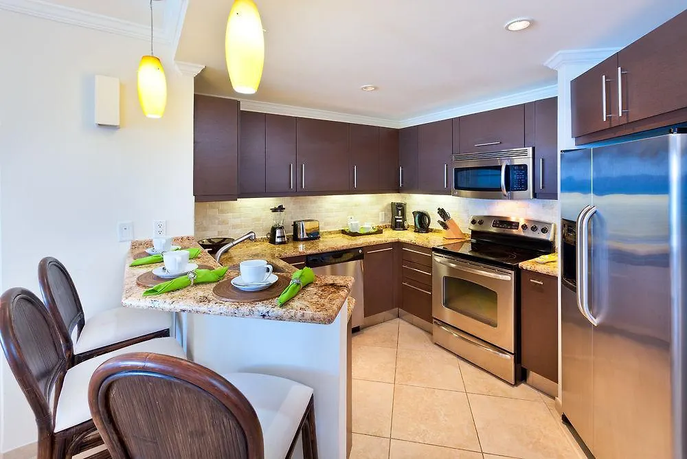 קרייסט צ'רץ' Sapphire Beach Condominiums קרייסט צ'רץ'