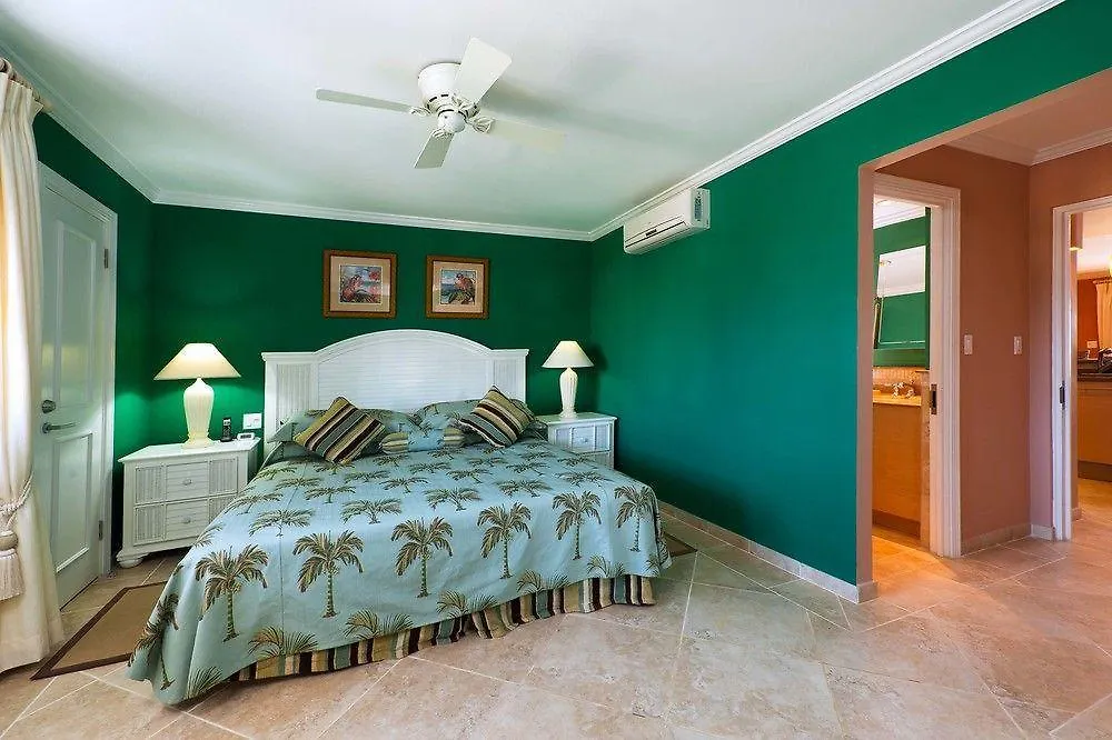קרייסט צ'רץ' Sapphire Beach Condominiums 4*, קרייסט צ'רץ'