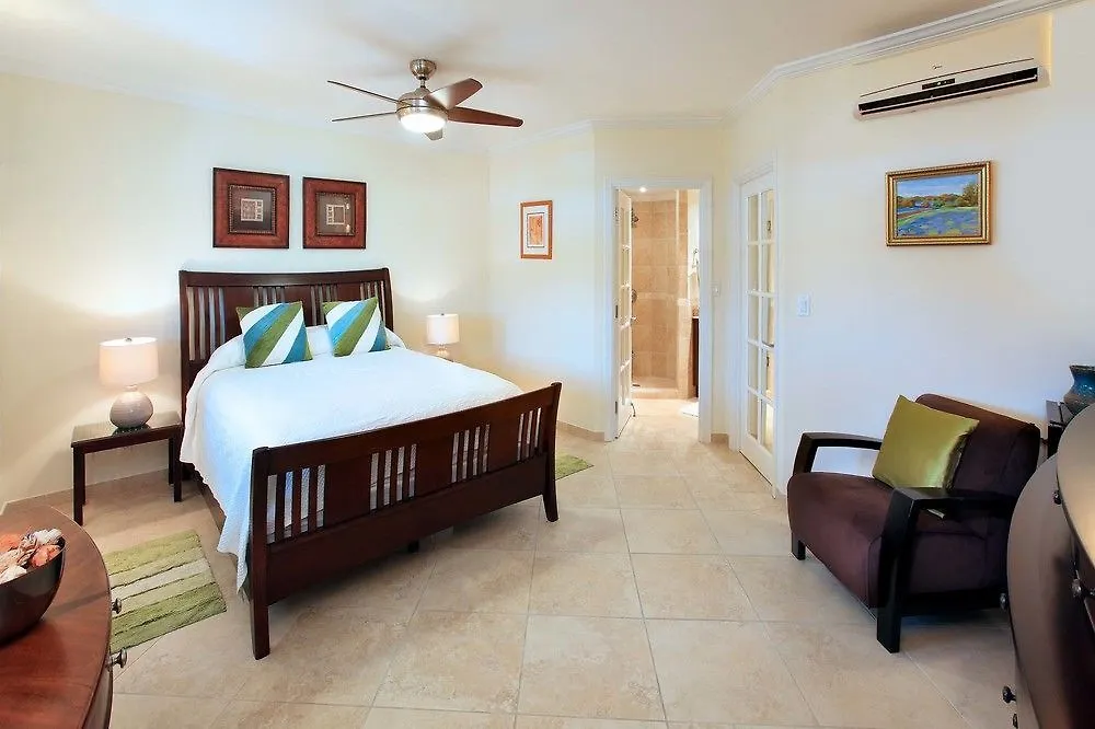 קרייסט צ'רץ' Sapphire Beach Condominiums מלון קרייסט צ'רץ'