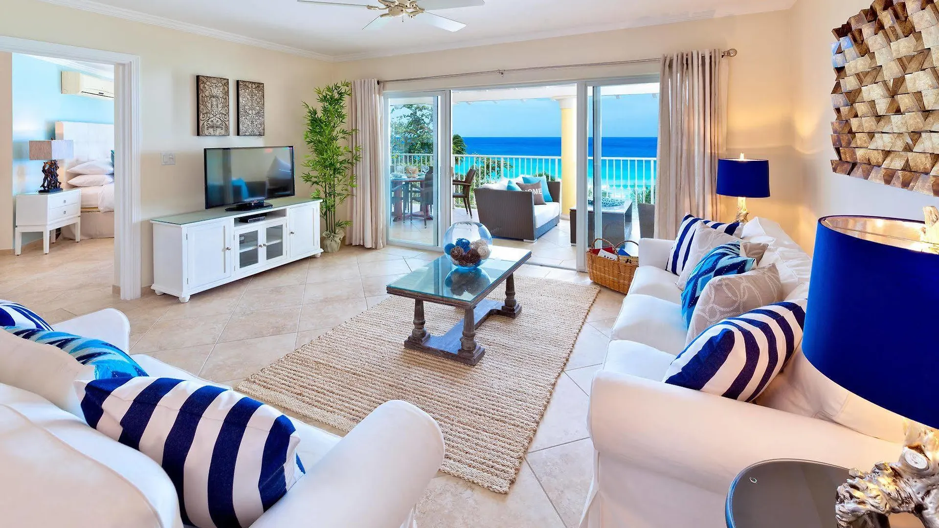 קרייסט צ'רץ' Sapphire Beach Condominiums מלון