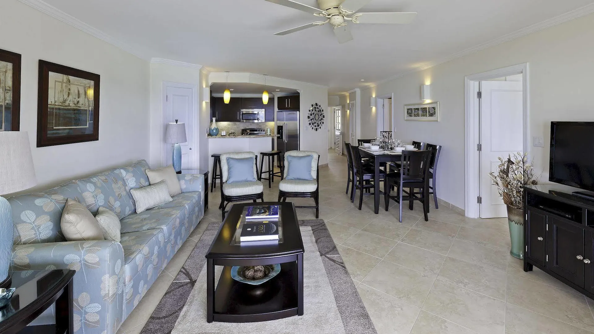 קרייסט צ'רץ' Sapphire Beach Condominiums קרייסט צ'רץ'